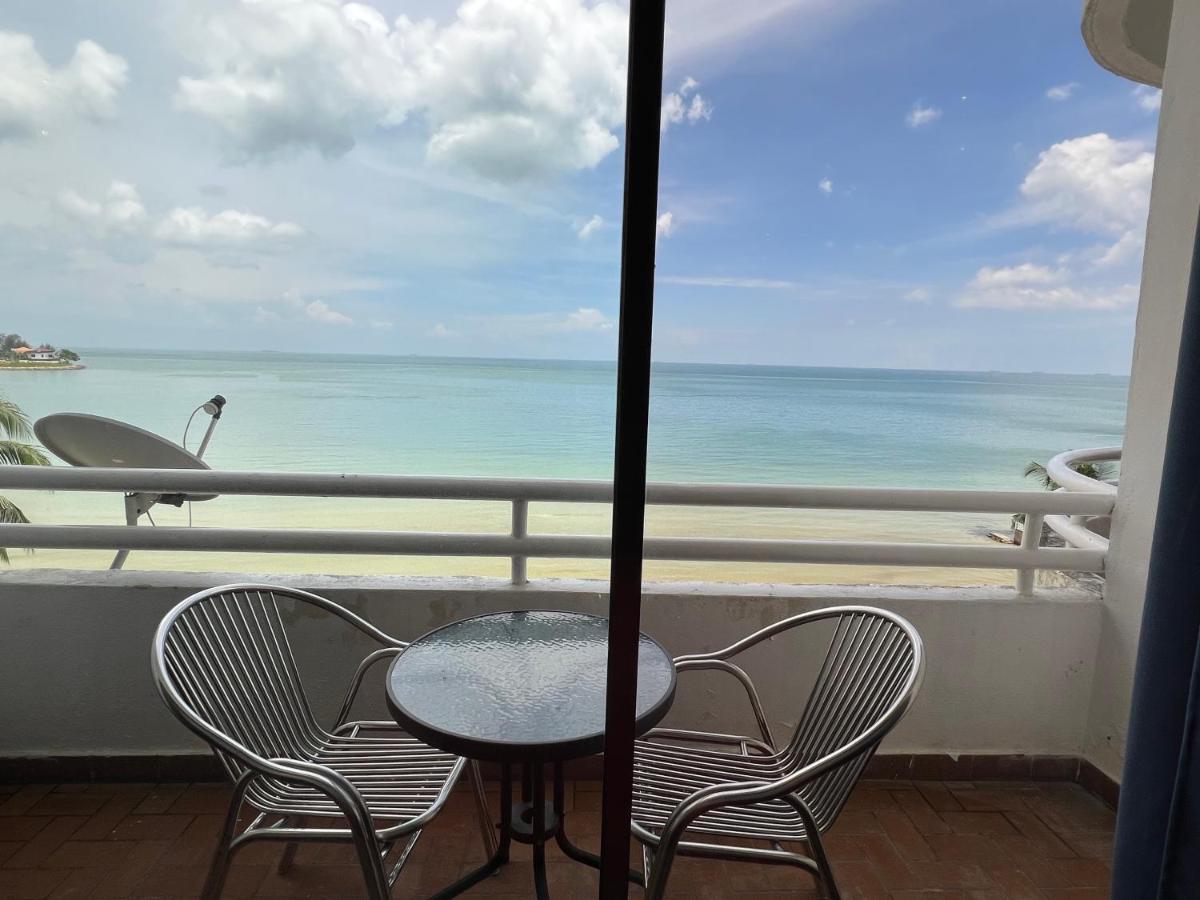 דירות Tanjung Tuan Regency Port Dickson 1 Carpark מראה חיצוני תמונה
